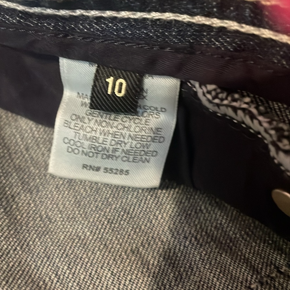 Jeans - Picture 3 of 4